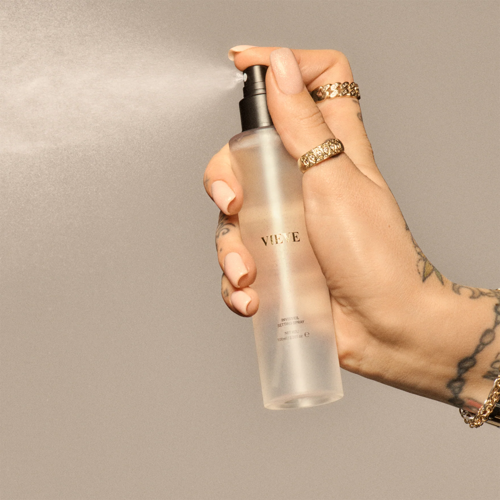 Invisiveil Setting Spray - Image 6